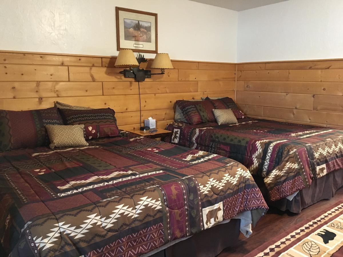 Chinook Winds Motel Dubois Eksteriør billede